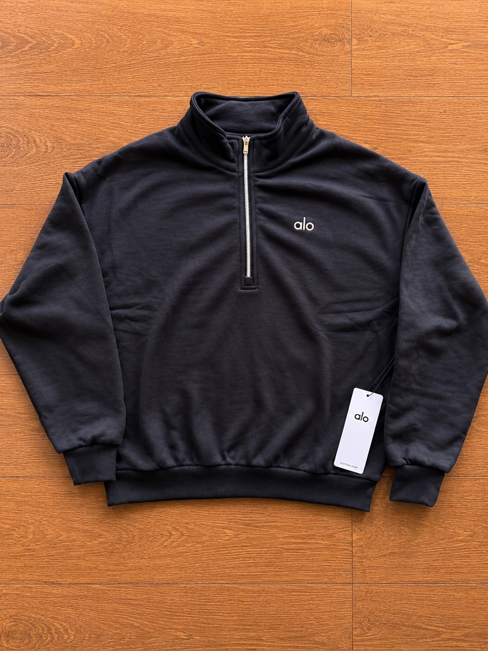 ALO Yoga women’s Black Quarter-Zip Sweatshirt